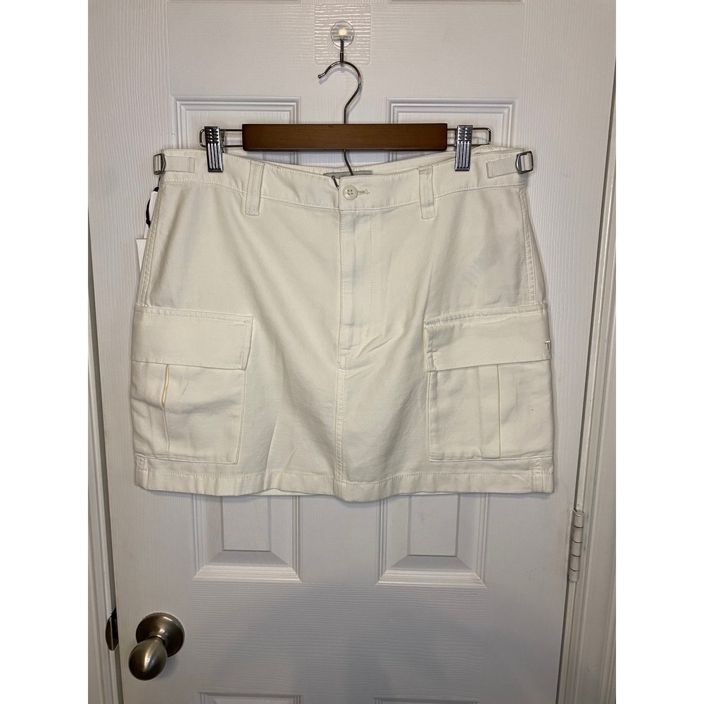 TNA Supply Aritzia Mini Skirt Women's Size 12 NWT Cargo‎ White Gorpcore